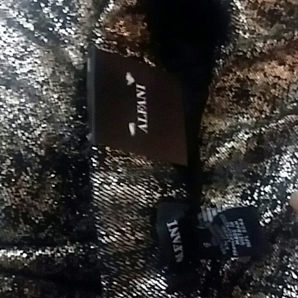 NWT Alfani Silver Metallic Pencil Skirt Size Small - Picture 5 of 6